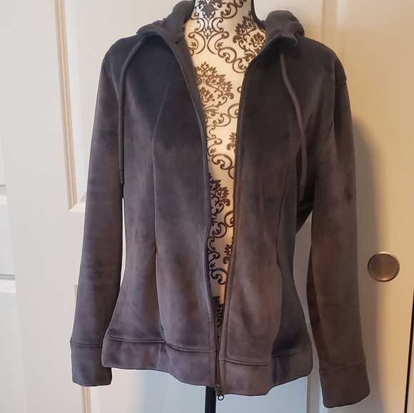 Time and Tru Cozy Soft Velvet Jacket - Picture 4 of 15